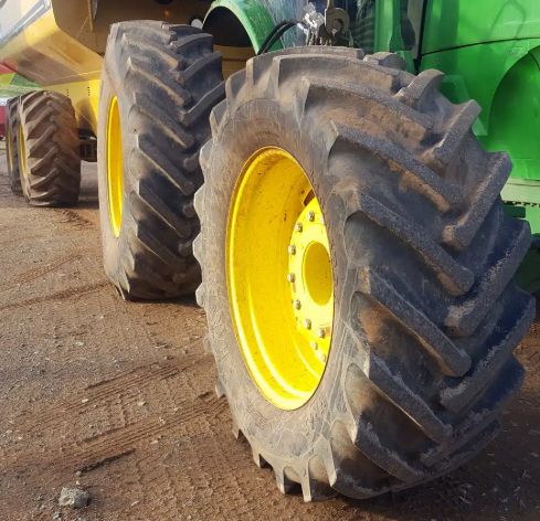 Machinery tyres