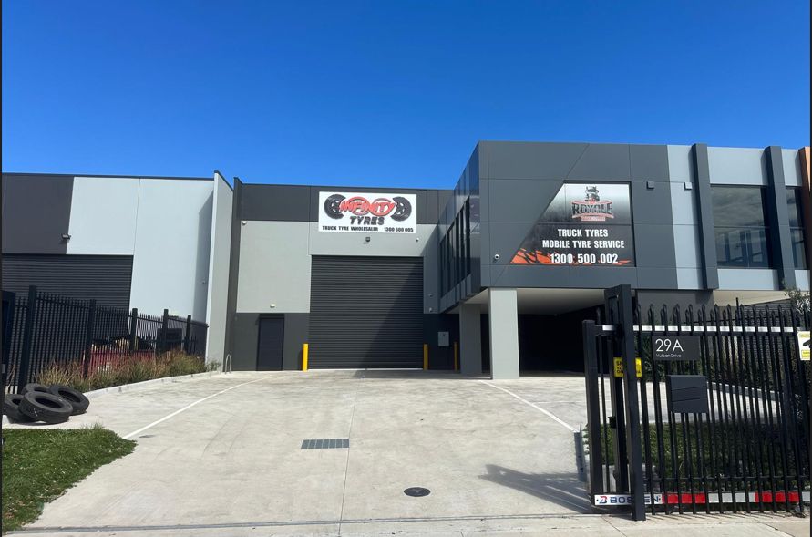 Royale Truck Services Truganina depot